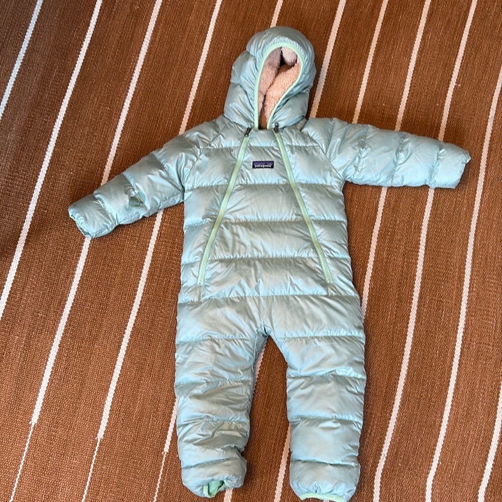 Patagonia mint green hi loft winter bunting snowsuit down
